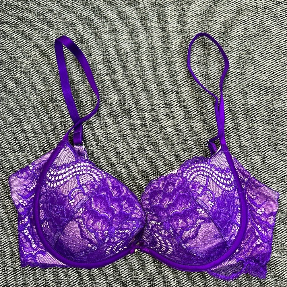 Victoria Secret Plunge/Soutien-George Plongeant | 32C Women’s Bra